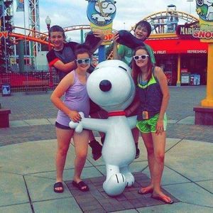 Meet your Posher, Dom